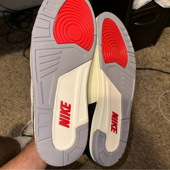 Jordan 3 Reimagined - Picture 5 of 7